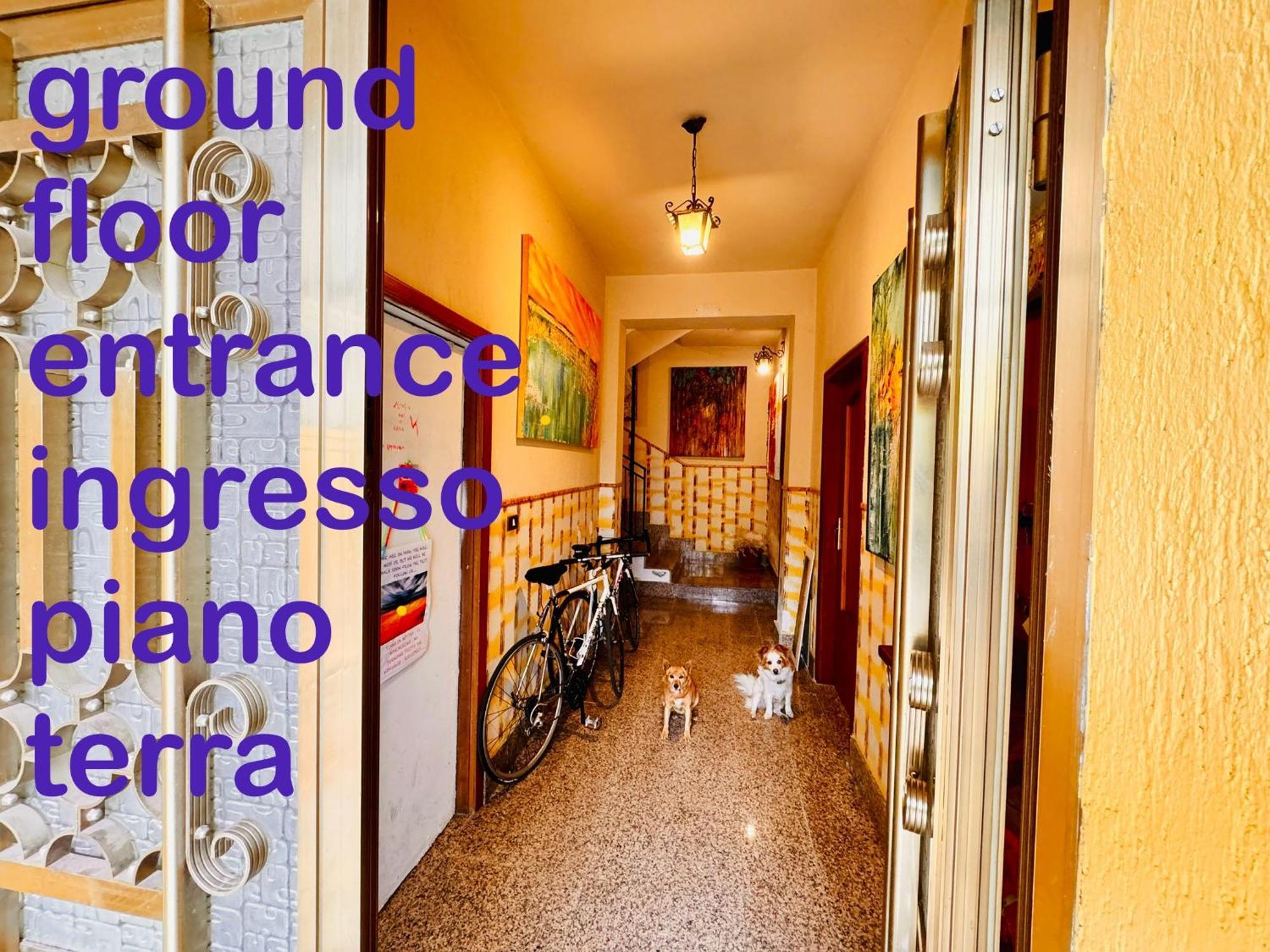La Casa Dell'Artista Di Vittorio Vertone Pietragalla 外观 照片